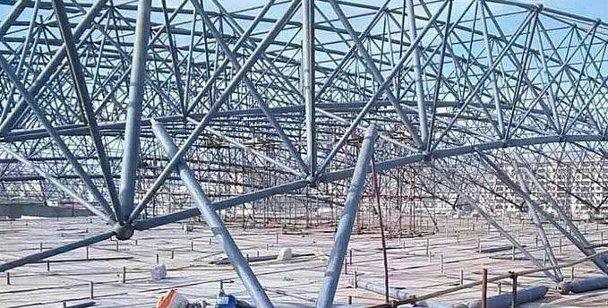 庄河盘点螺栓球网架对于选材方面的4个基本恳求